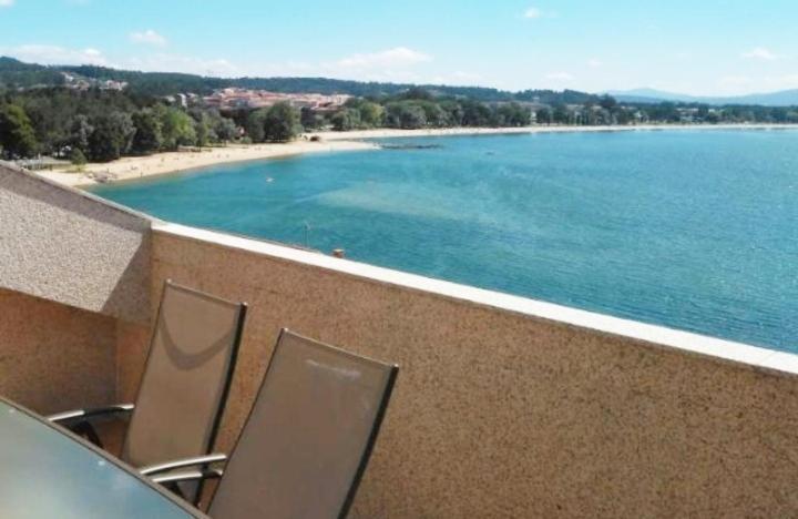 Impresionantes Vistas Al Mar Cerca De Santiago Apartment Boiro Bagian luar foto